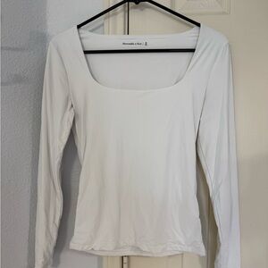 Abercrombie & Fitch Classic White Long Sleeve Tee